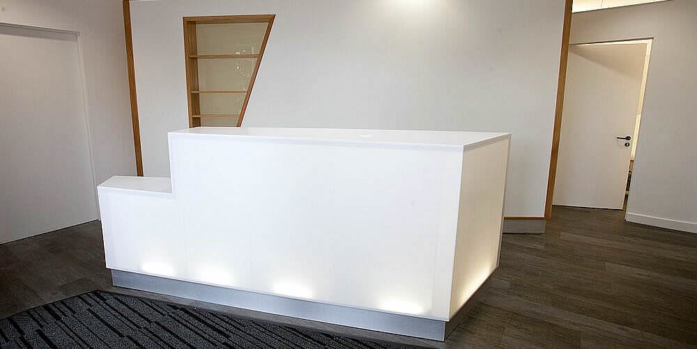 Commercial Corian Solid Surface Fabrication And Installation
